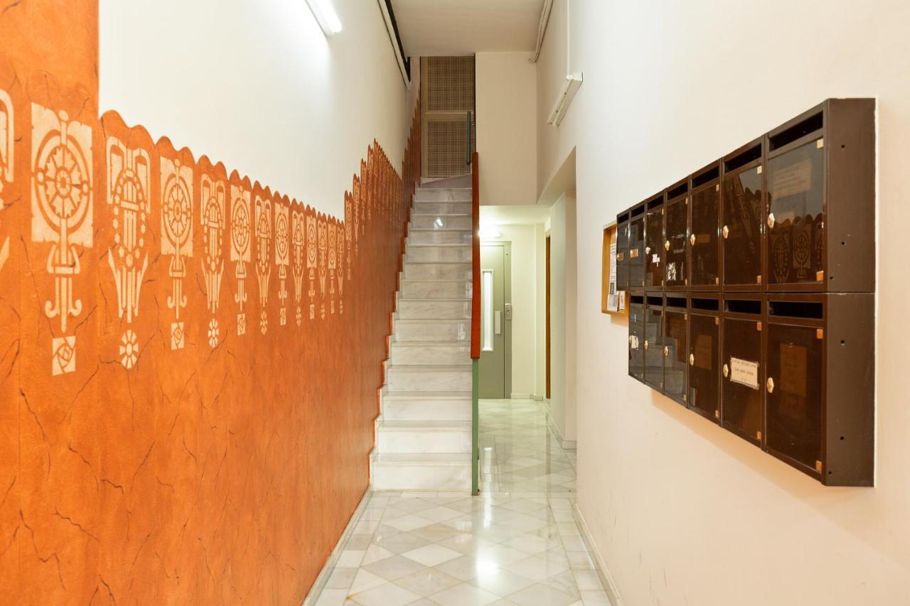 Stay U-Nique Apartments Consell Barcelona Ngoại thất bức ảnh