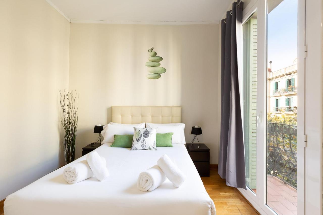 Stay U-Nique Apartments Consell Barcelona Ngoại thất bức ảnh