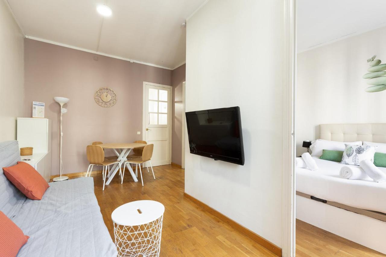 Stay U-Nique Apartments Consell Barcelona Ngoại thất bức ảnh